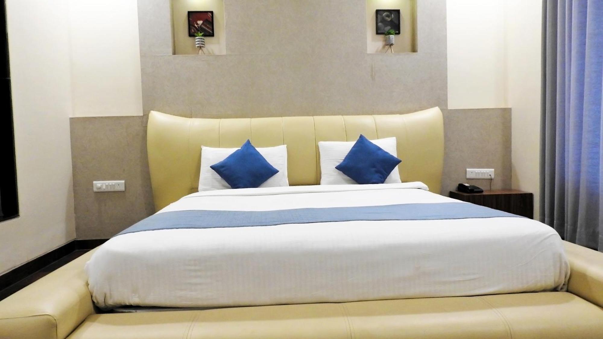 Hotel Sai Miracle Shirdi Dış mekan fotoğraf