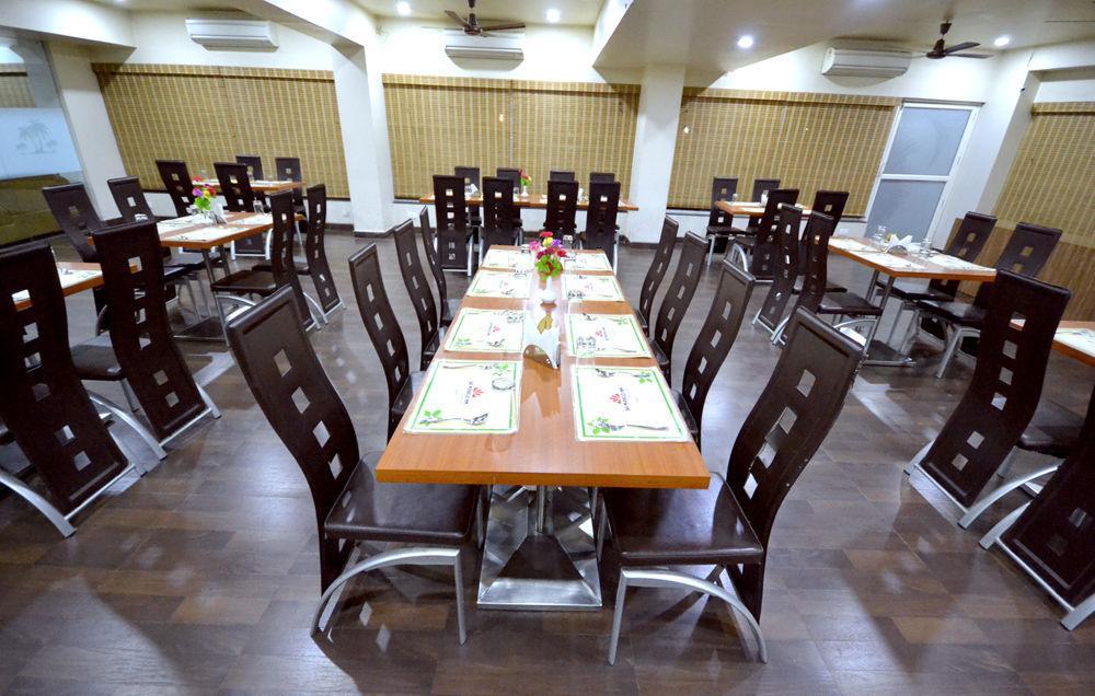 Hotel Sai Miracle Shirdi Dış mekan fotoğraf